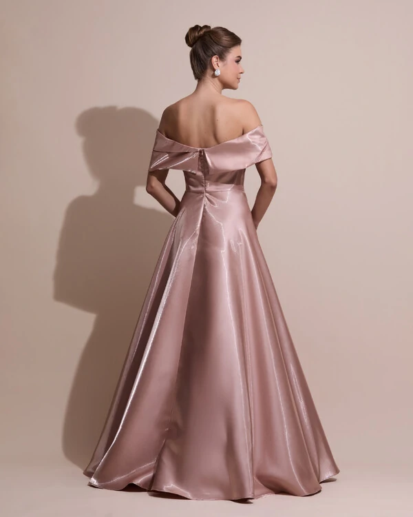 Vestido de Festa Longo Cetim Cristal Ombro a Ombro Drapeado Mocha Mousse