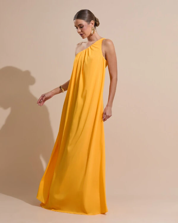 Vestido de Festa Longo Crepe Fluido um Ombro Só com Lenço Laranja Manga New