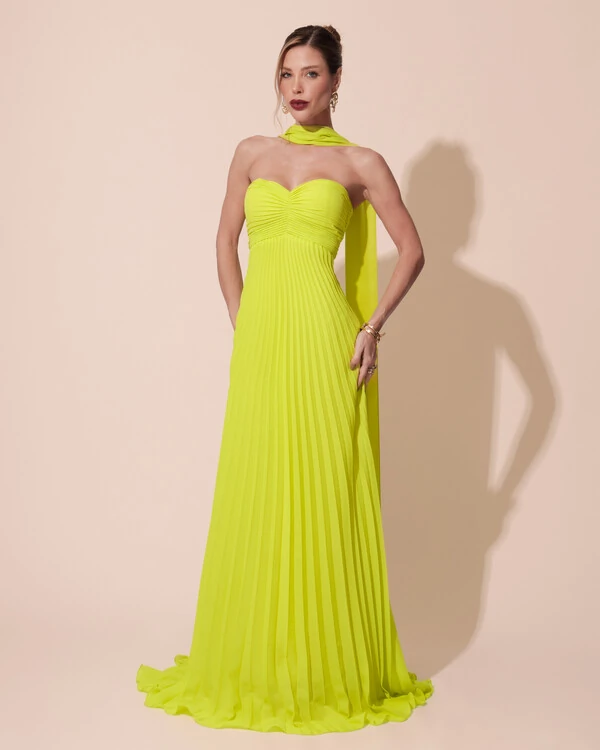Vestido de Festa Longo Tomara que Caia Plissado com Lenço Verde Lima