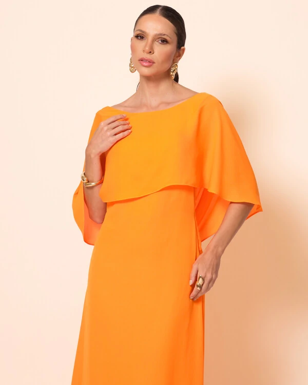 Vestido de Festa Longo Crepe Chiffon com Capa e Degagê nas Costas Laranja