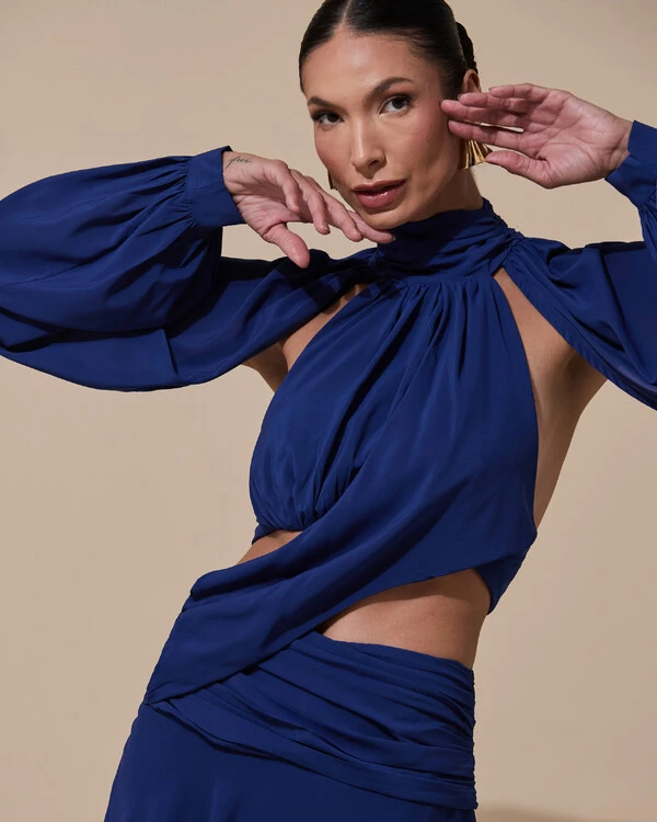 Vestido de Festa Longo Gola Alta Crepe Chiffon Recortes Drapeado Manga Longa Fenda Azul Marinho
