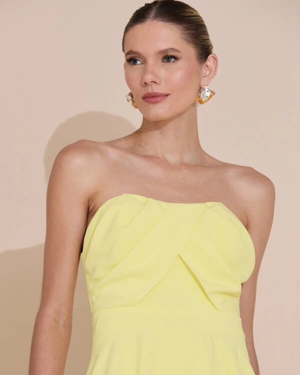 Vestido de Festa Longo Tomara que Caia Crepe Chiffon Drapeado Camadas Amarelo Manteiga