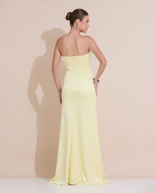 Vestido de Festa Longo Cetim Alfaiataria Tomara que Caia Fenda Amarelo Manteiga