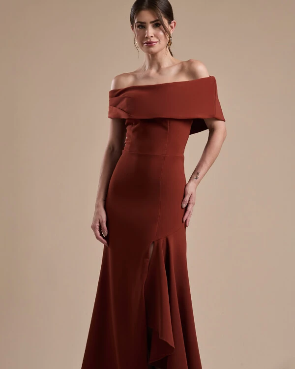 Vestido de Festa Longo Alfaiataria Ombro a Ombro com Babado Cascata Terracota