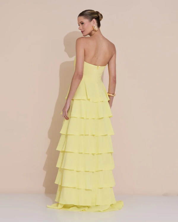 Vestido de Festa Longo Crepe Chiffon Tomara que Caia Plissado Flor Camadas Amarelo Manteiga