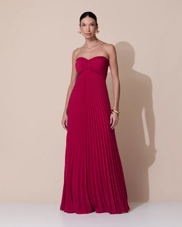 Vestido de Festa Longo Tomara que Caia Plissado com Lenço Cereja