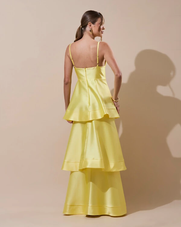Vestido de Festa Longo Zibeline em Camadas Decote em V com Alças Amarelo Manteiga