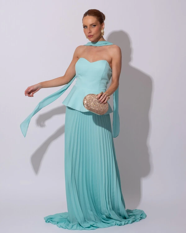 Vestido de Festa Longo Alfaiataria Tomara que Caia Saia Plissada e Lenço Tiffany