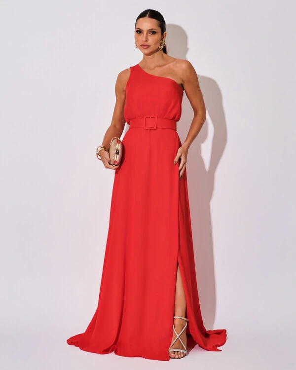Vestido Longo um Ombro com Busto Blousê e Fenda Vermelho