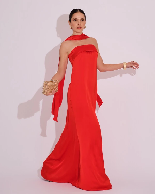 Vestido Longo de Festa Tomara que Caia Cetim com Lenço Vermelho