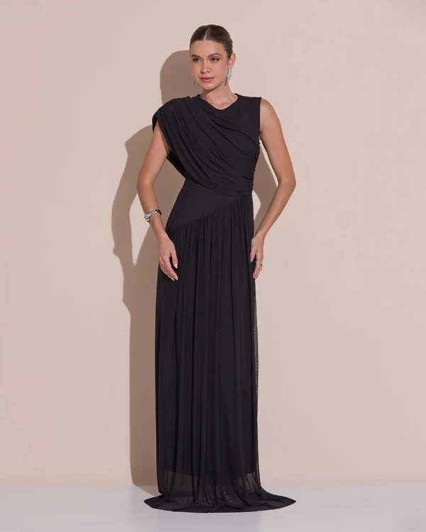 Vestido de Festa Longo Capa Drapeado Tule Saia Fluida Preto