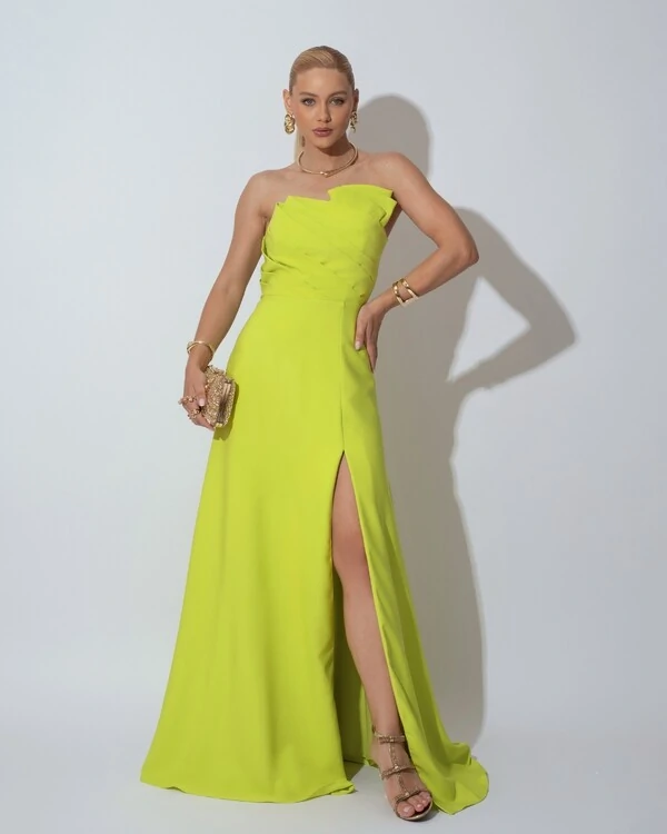 Vestido de Festa Longo Alfaiataria Tomara que Caia com Fenda Detalhe Verde Lima