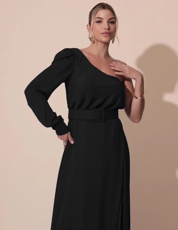 Vestido de Festa Longo um Ombro Só Manga Longa com Cinto Preto