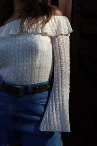 Blusa Ombro a Ombro Renda Off White
