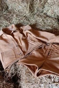 Shorts Suede Bege