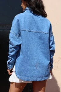 Camisa Jeans com Bolso Cargo