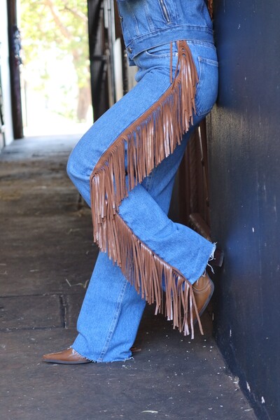 Foto Calça Jeans Wide Leg com Franjas em Couro