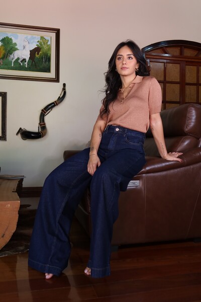 FotoCalça Jeans Reta Escura