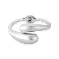 Bracelete Encontro com Banho de Ródio Branco e acabamento acetinado