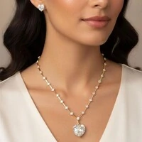 Conjunto Coração com Cristal Branco e Banho de Ouro 18K