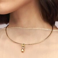 Colar Comanche com Cristais e Banho de Ouro 18K – Brilho Intenso