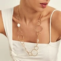 Colar Aruba com Pérolas de Agua doce e Banho de Ouro 18k