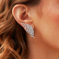 Ear Cuff Asas com Zircônias e Banho de Ródio Branco