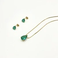 Conjunto Gota com Cristal Verde e Banho de Ouro 18K