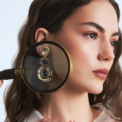 FotoBrinco Jilli Maxi Pendente com Cristal translúcido e Banho de Ouro 18K