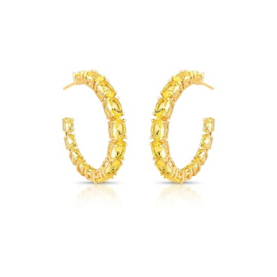 FotoBrinco Argola Amarantos com Cristais e Banho de Ouro 18K – Brilho Impactante
