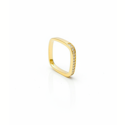 Foto Aliança Quadrada Cravejada de Zircônias com Banho de Ouro 18K