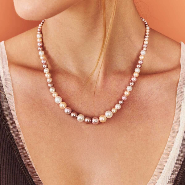 Colar Gradiente com Pérolas e Banho de Ouro Rosé