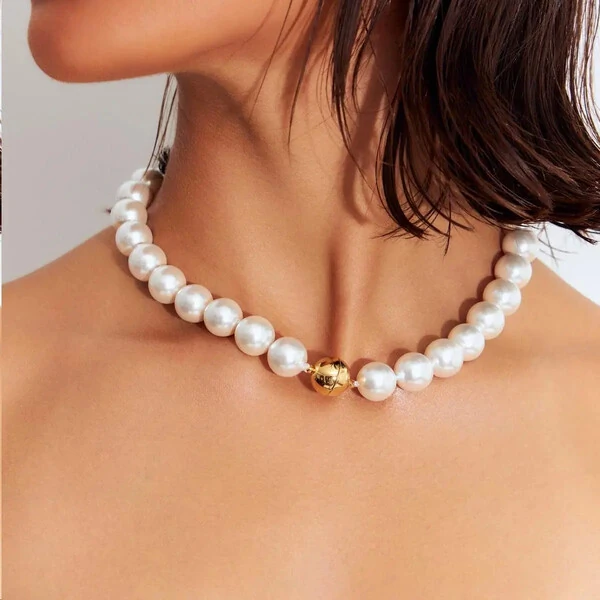 Colar Marge com Pérolas e Banho de Ouro 18k