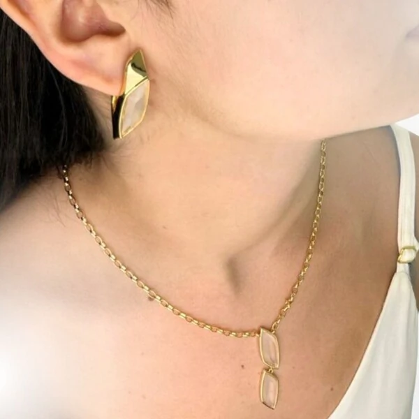 Colar Bonfim com Cristal Translúcido e Banho de Ouro 18K