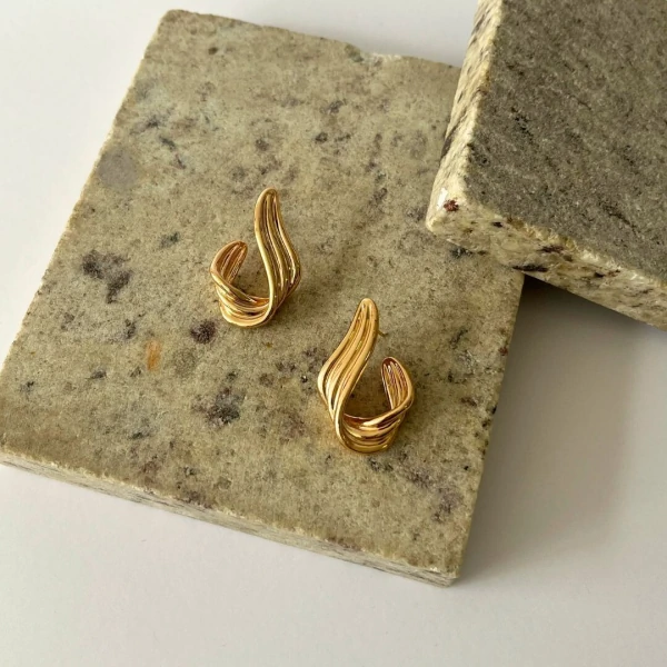 Brincos La Folie Banho Ouro 18K