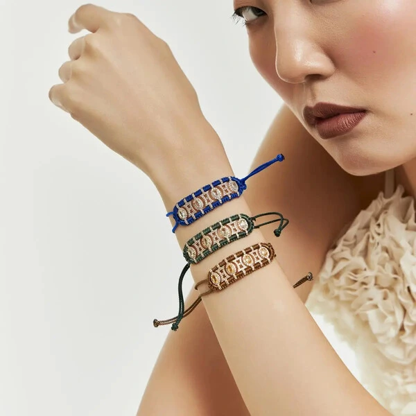 Pulseira Boho com Cristais, Zircônias e Banho de Ouro 18K