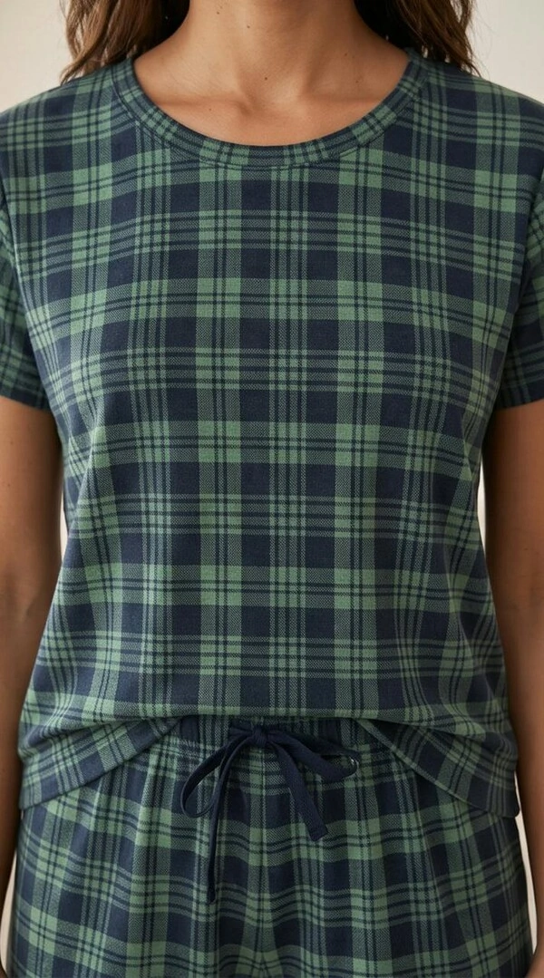 Pijama Curto T-Shirt Xadrez Forest